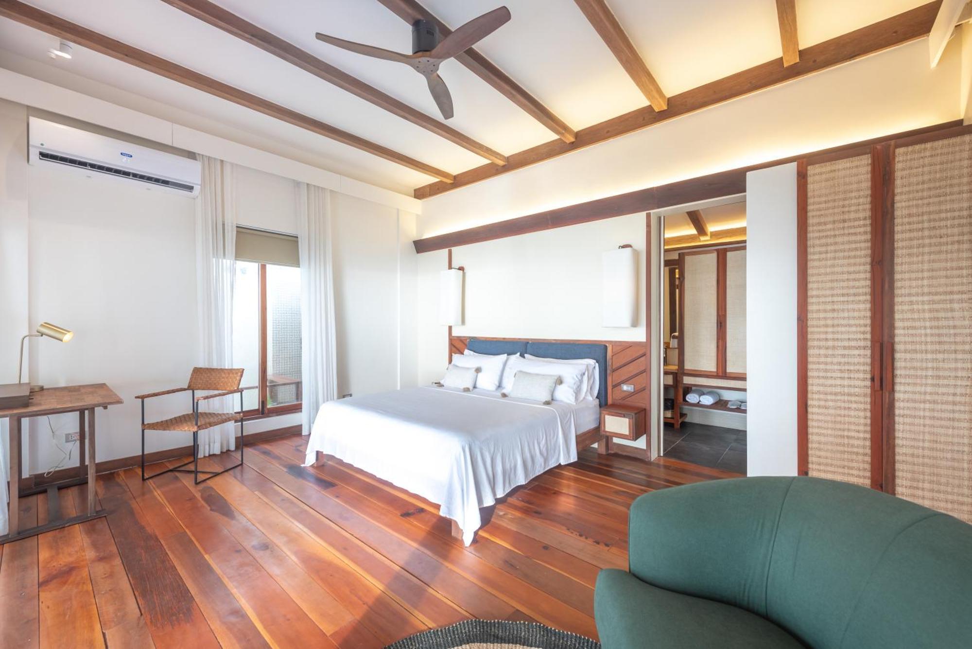 L'Osteria Luxe Beachfront B&B Хенераль-Луна Екстер'єр фото