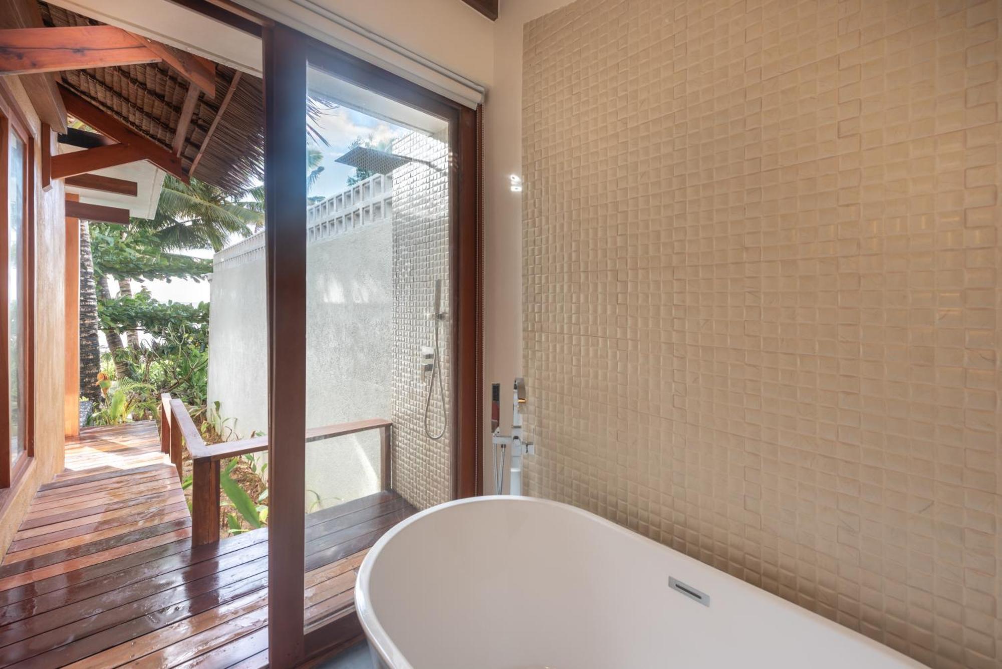 L'Osteria Luxe Beachfront B&B Хенераль-Луна Екстер'єр фото